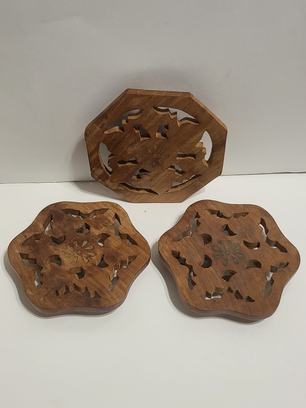 Hand-Carved Wooden Trivits/Wall Decor Set